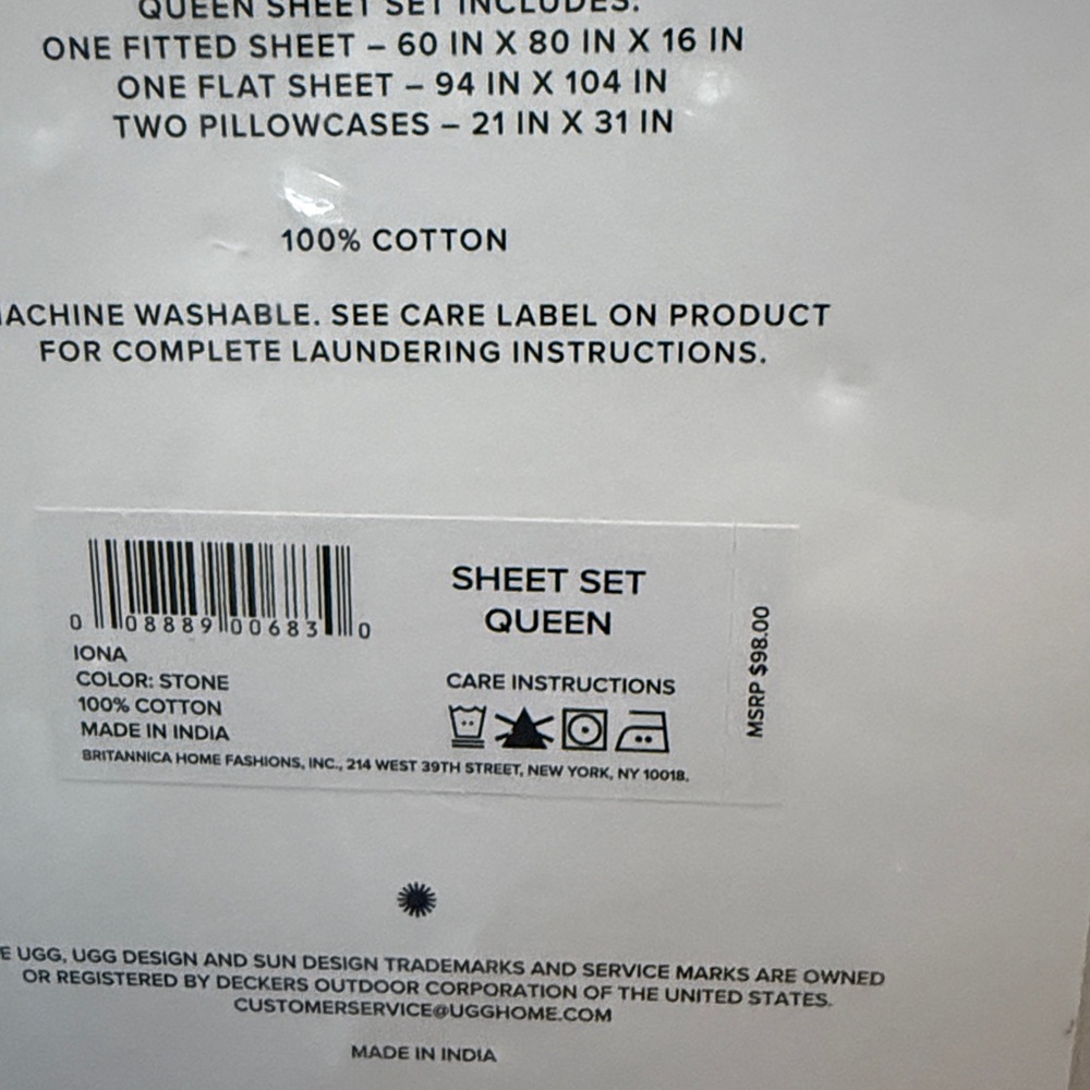 UGG Sheet Set - Picture 3 of 3